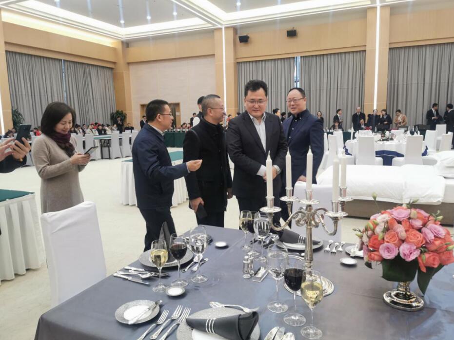 四川老哥俱乐部锦江旅馆有限公司举行首届旅游饭店效劳手艺大赛