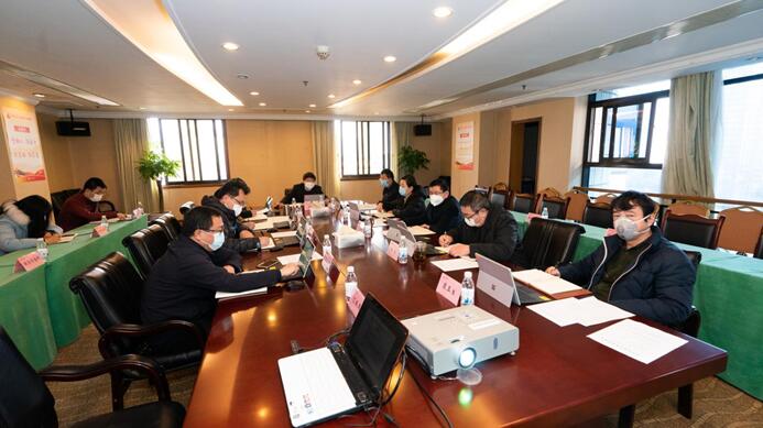 省老哥俱乐部集团向导分赴下层一线检查督导疫情防控事情