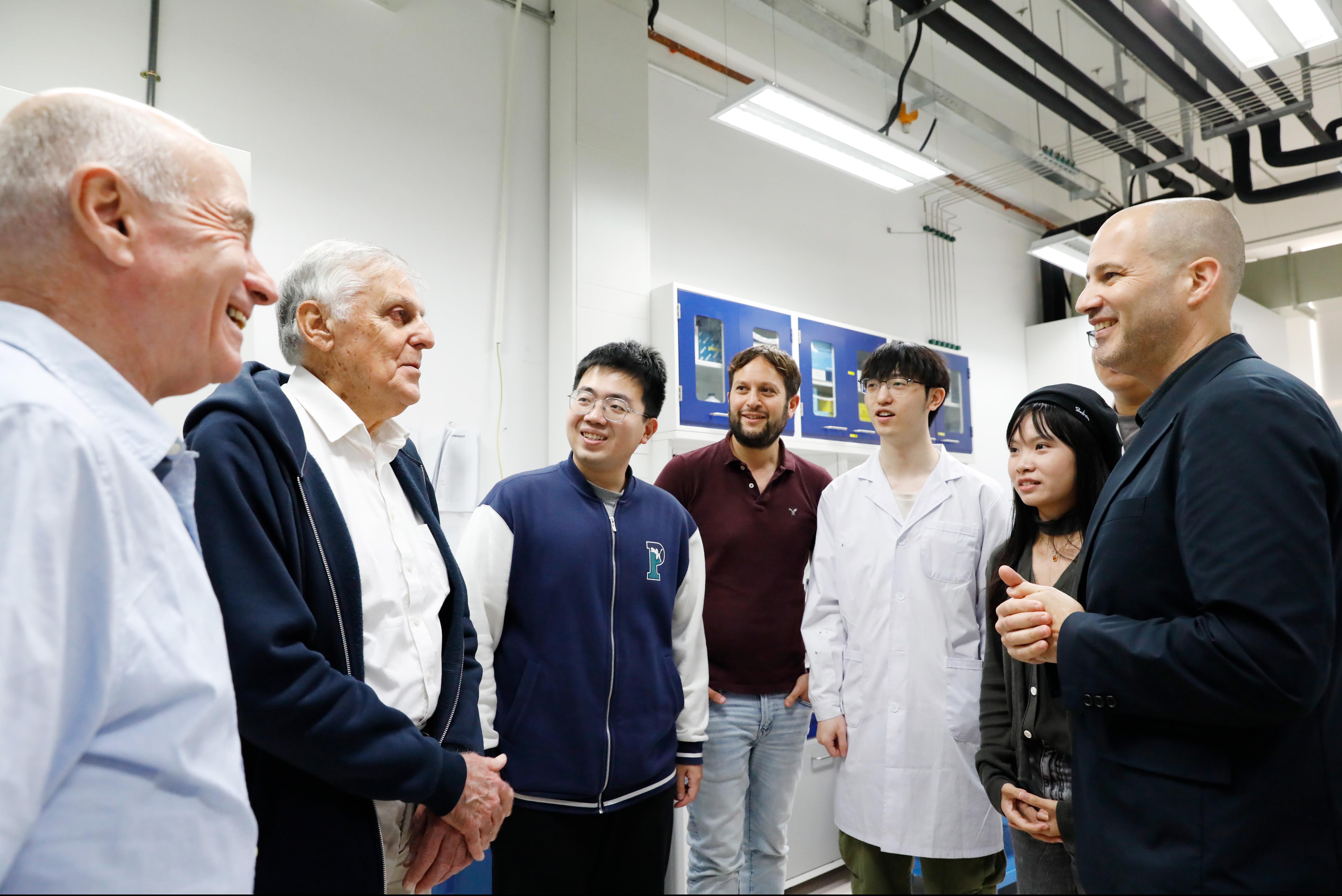 016f38cf-8dd6-409b-a02d-7c9e9303844d