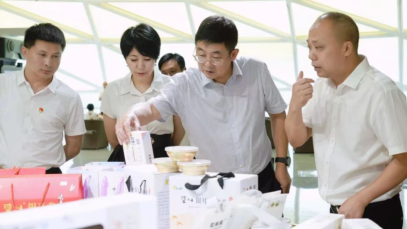 党建引领 县企共兴——省老哥俱乐部集团奋力打造托底性帮扶“通江实践”样板