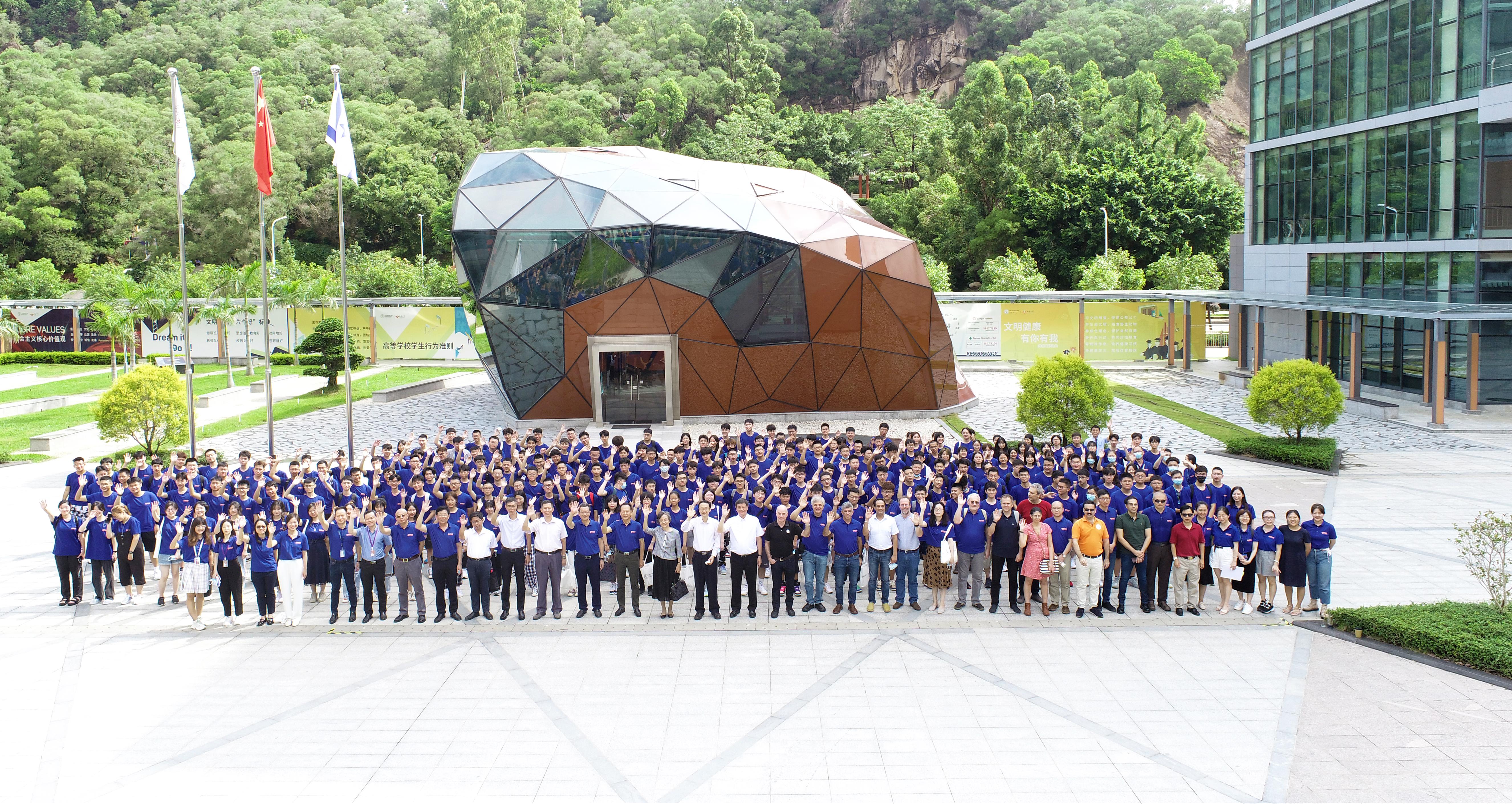 2bb74906-b7a8-446c-b1bb-e665b2578910