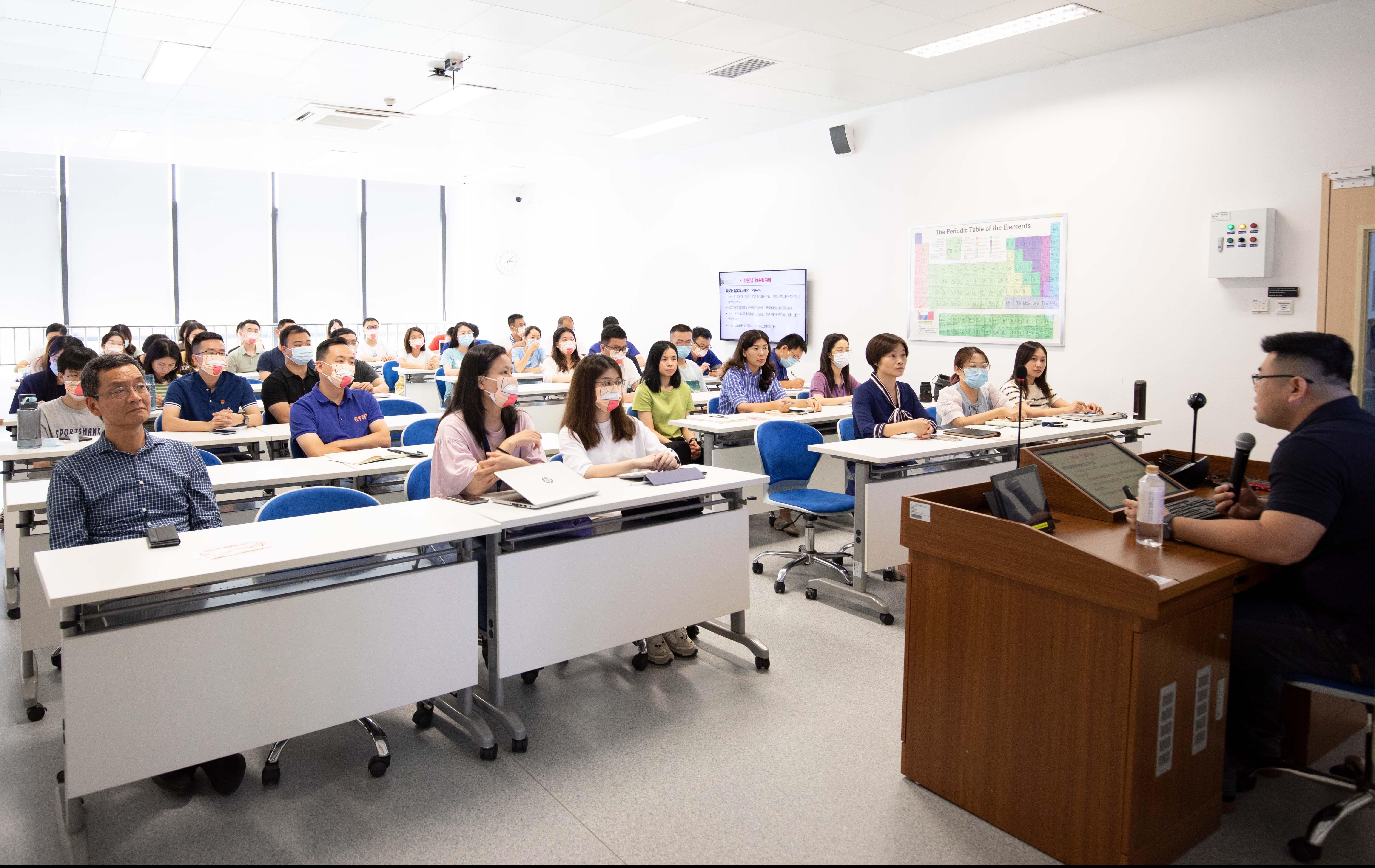 9dc19347-51b9-4c23-b5e7-ce3ea39104c6