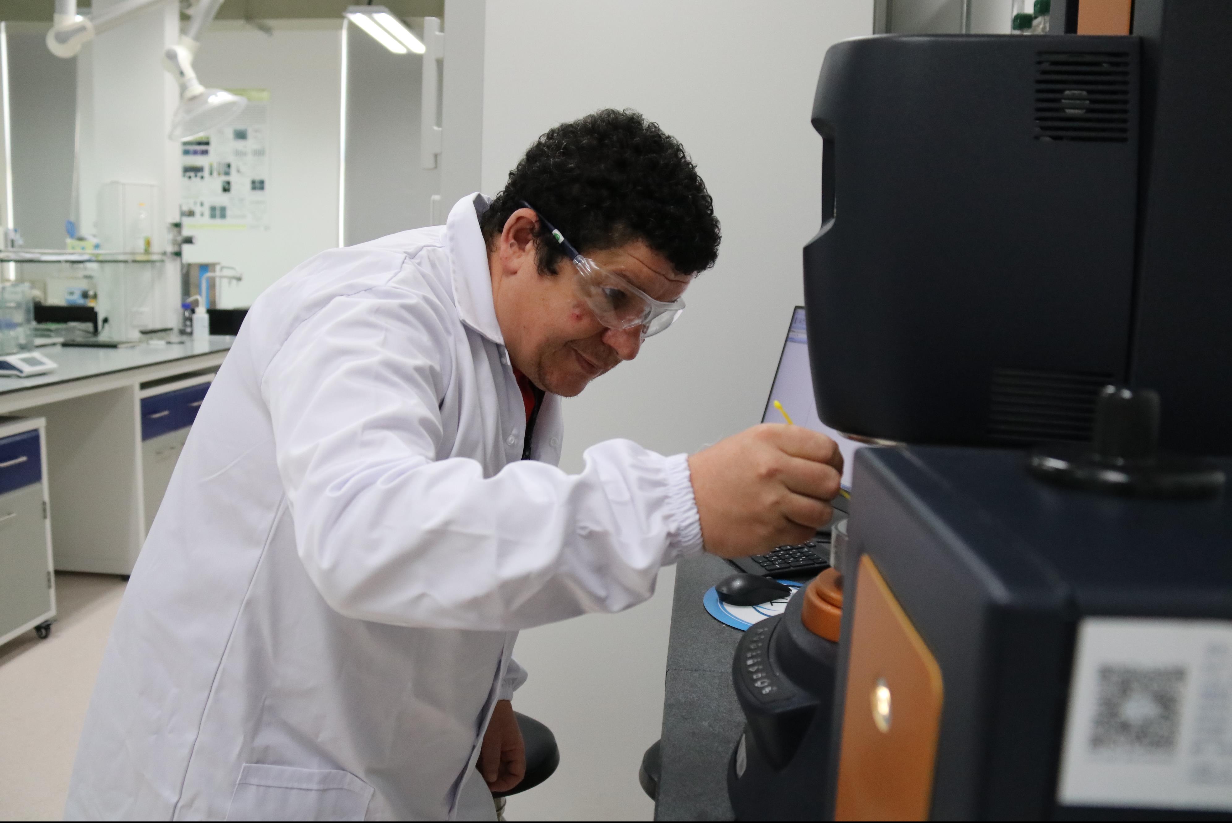 a006865a-114d-4fe9-9a75-34b1ec042dee