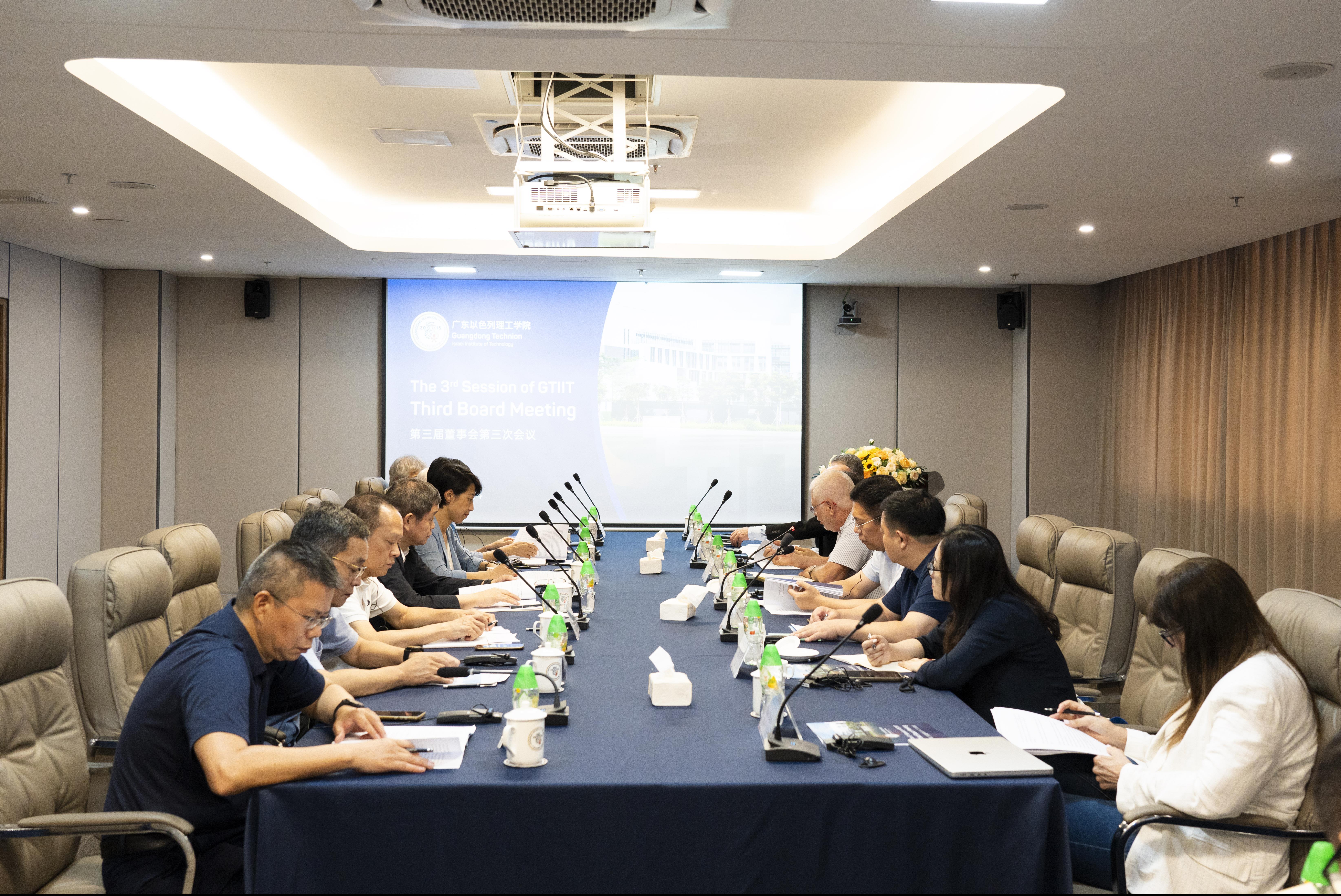 a930bc03-6439-433c-9ac4-845d5fbe5bc7