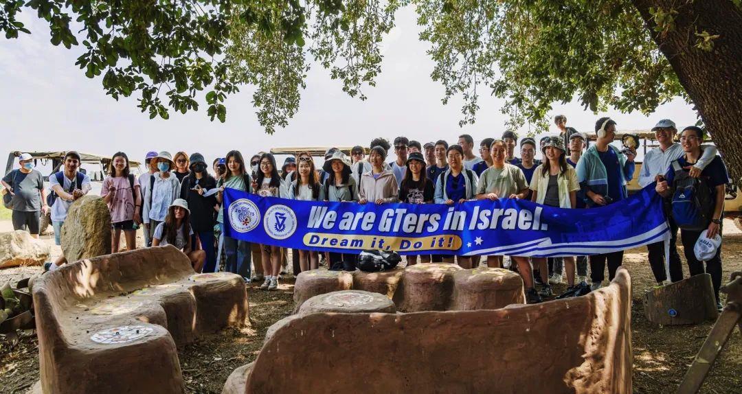 b64db364-9d2b-4f02-90e6-b28937e38082