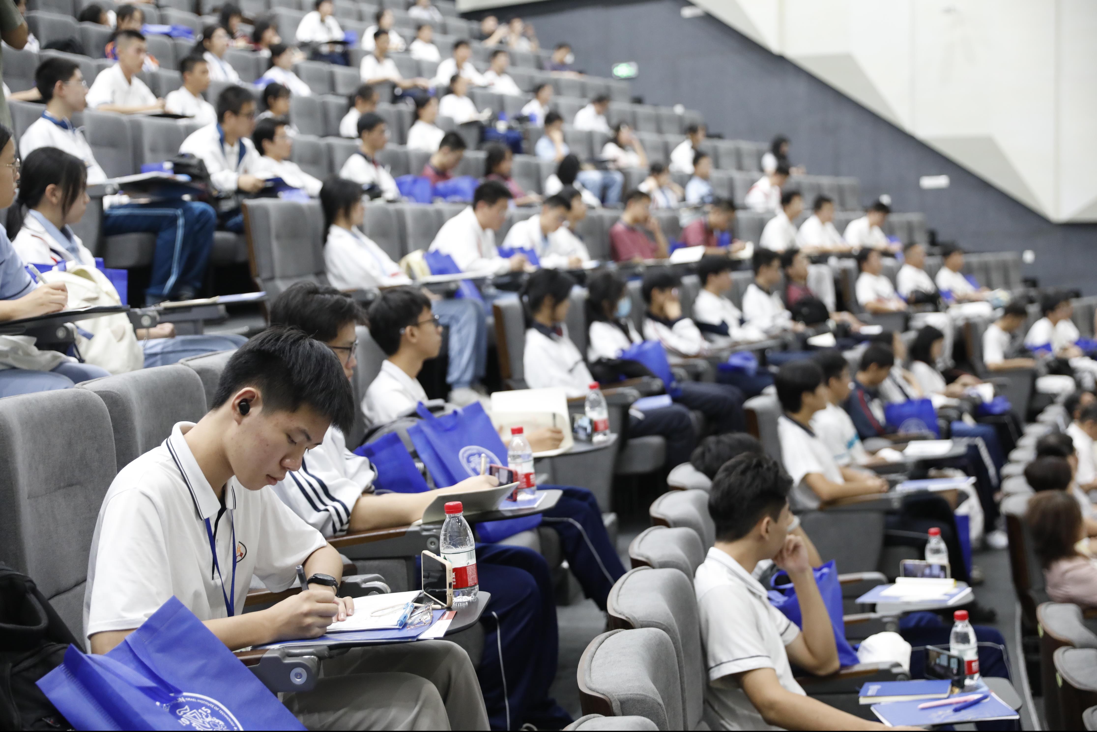 dce4691b-6414-40c3-9fc4-a4e4684855f5