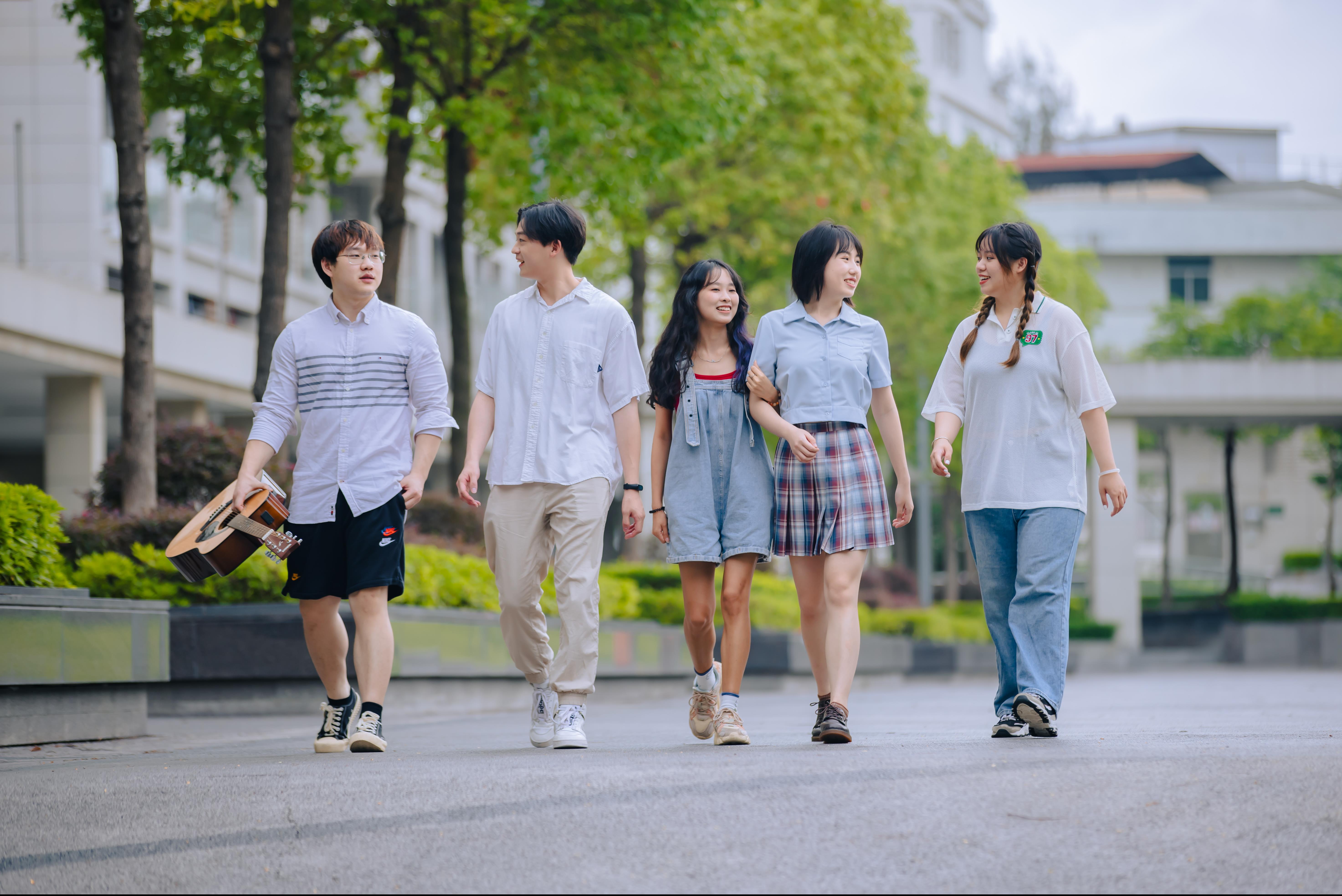 e755421e-a817-4a00-a61d-033c95d3ecb9