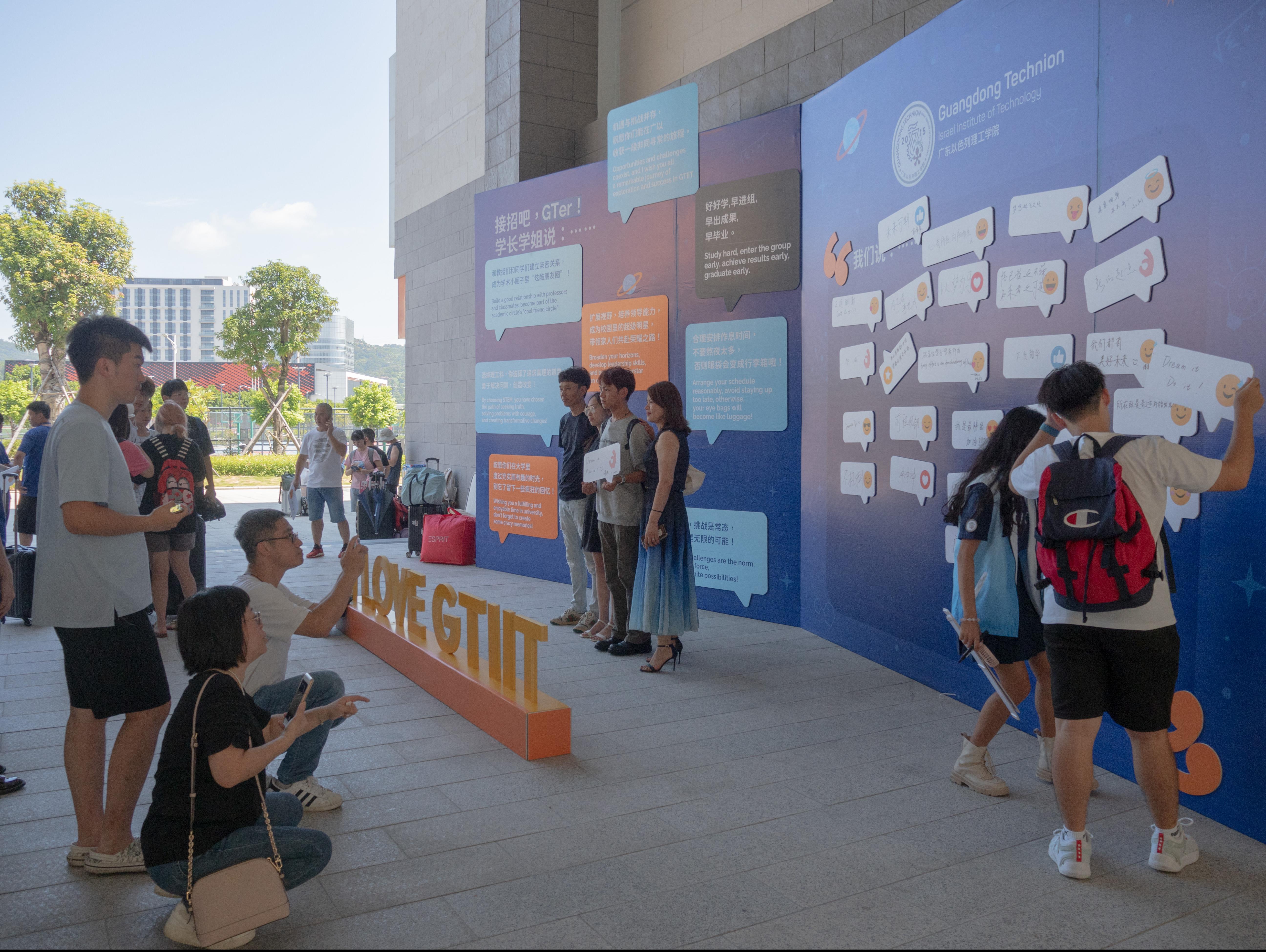 f5a3708a-2574-470c-8ceb-4162ab918f76