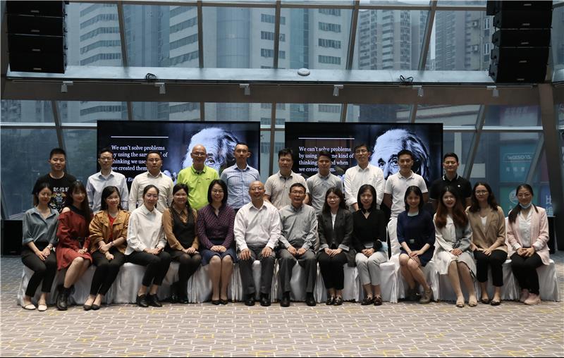 f651b294-5a5c-4b89-badc-f435e49566a5