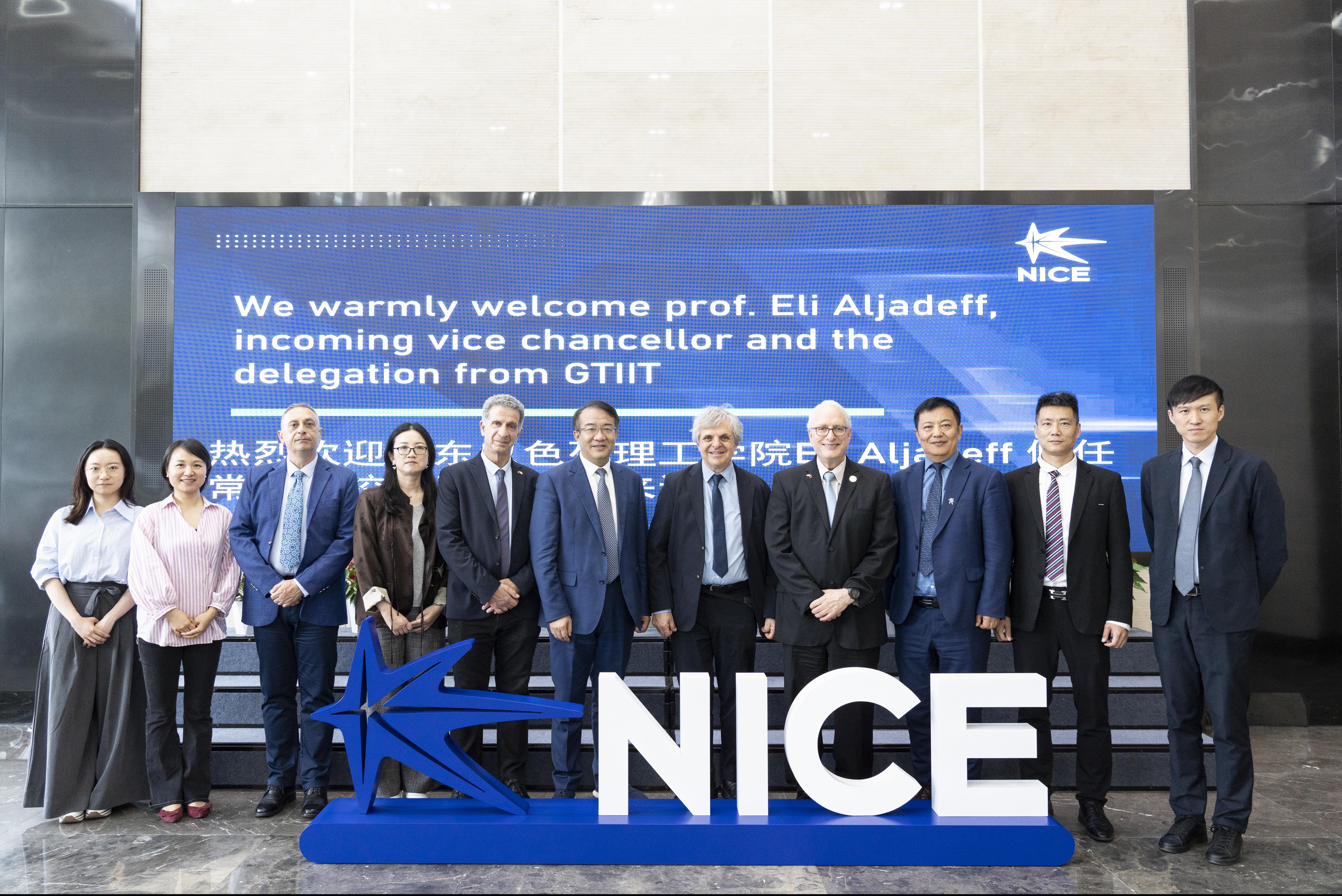 fb7633d3-479a-448e-b26e-c78f55cf2669