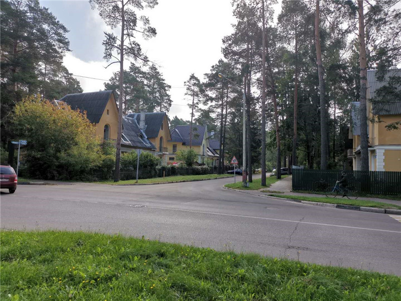 街景.jpg 街景.jpg