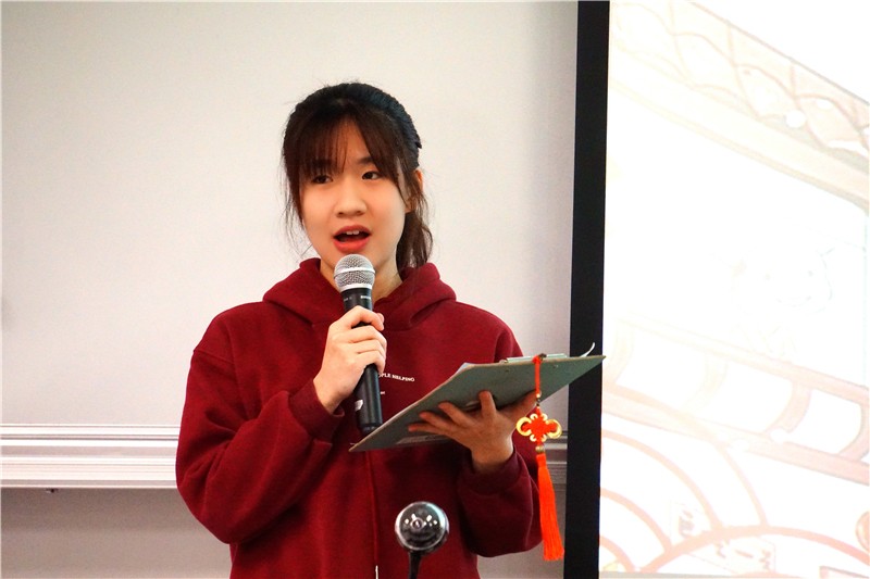 6374857411750055706493904