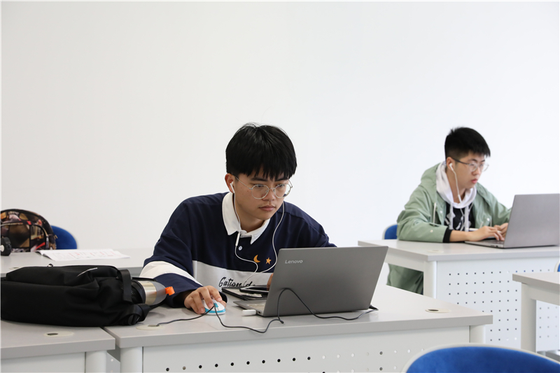 6375045233127367778445941