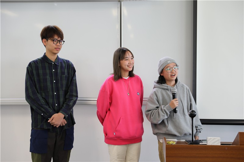 6375330474855937207464324