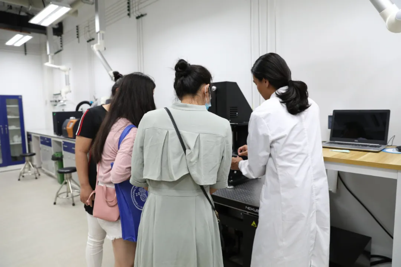 6375988678704477163828248 6375988678704477163828248