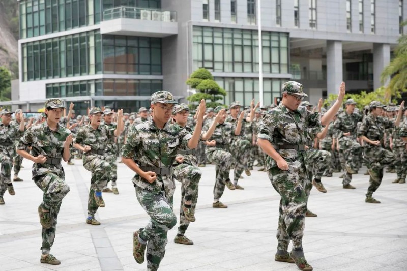 6376349572616989211277371