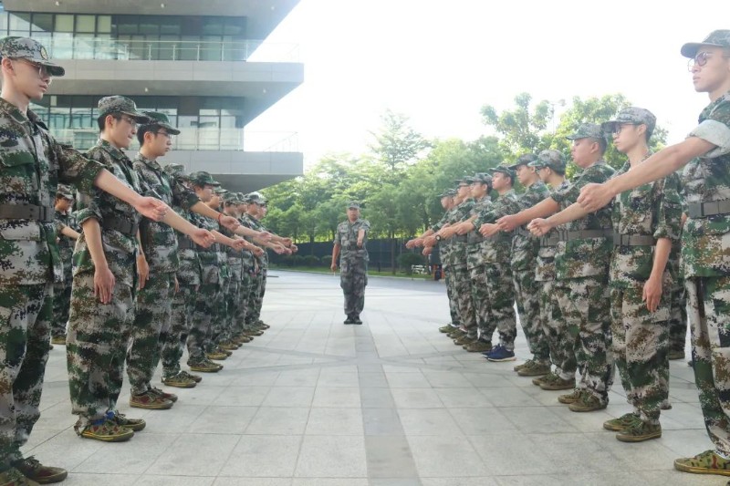 6376349572713864793348536