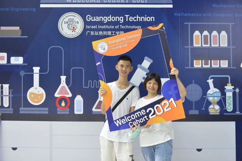 6376412679344853319867024