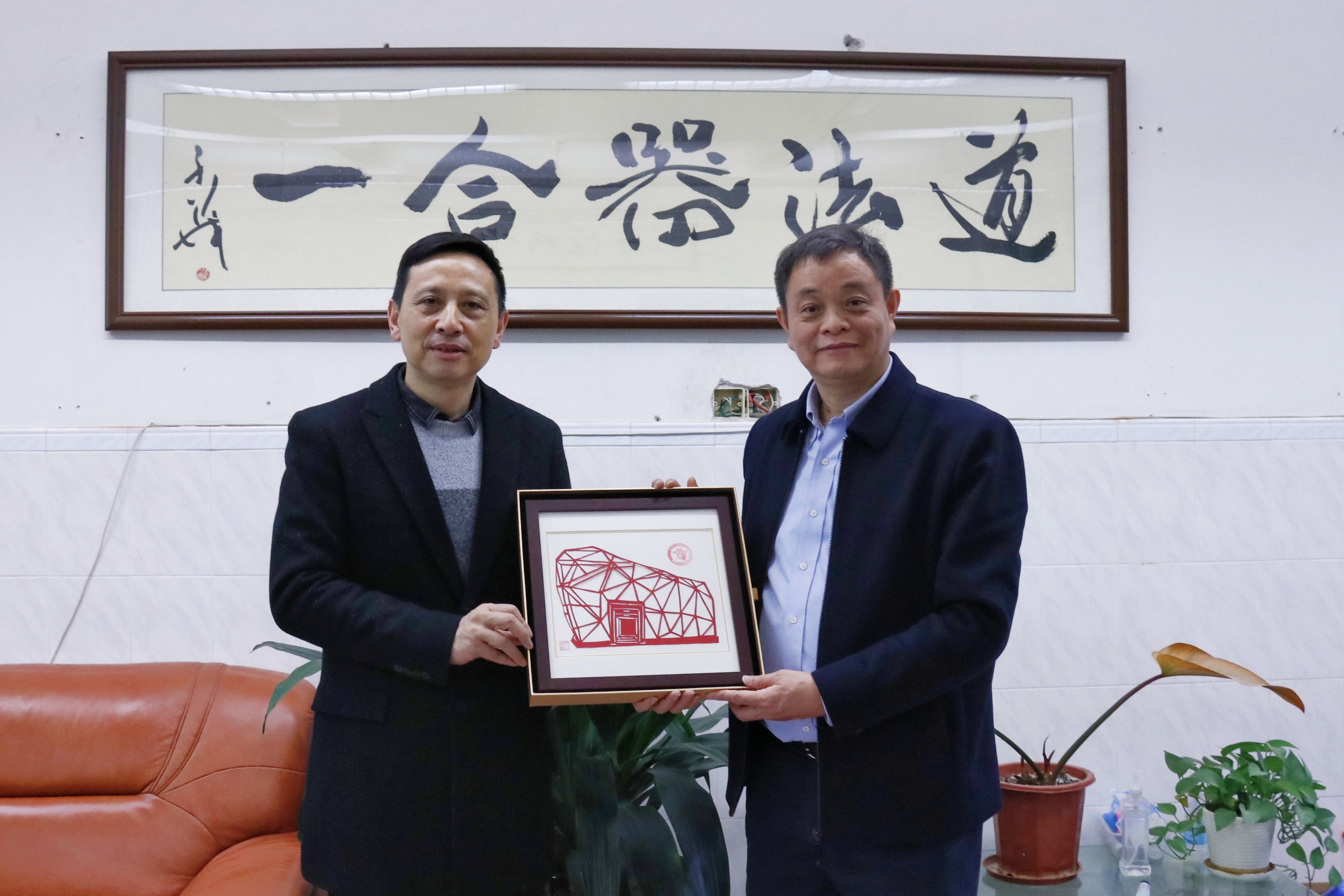 华美11.jpg 华美11.jpg