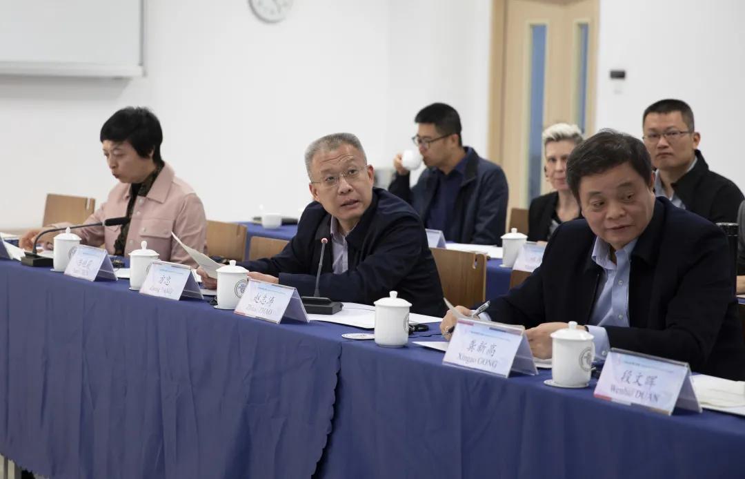 6377768682933104966685965