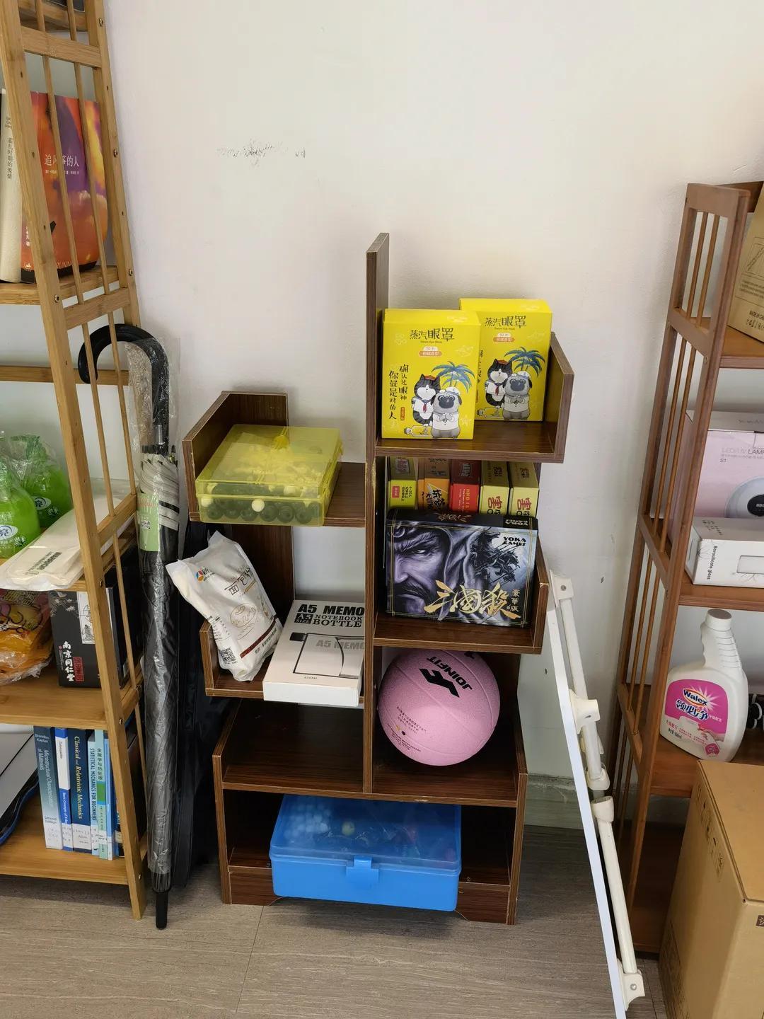 6377775031826016433904324