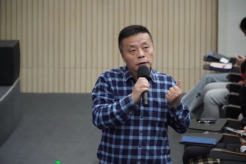 6377818092226827212296587