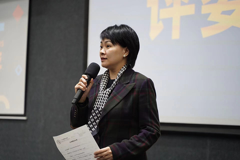 6377818092286279928410858