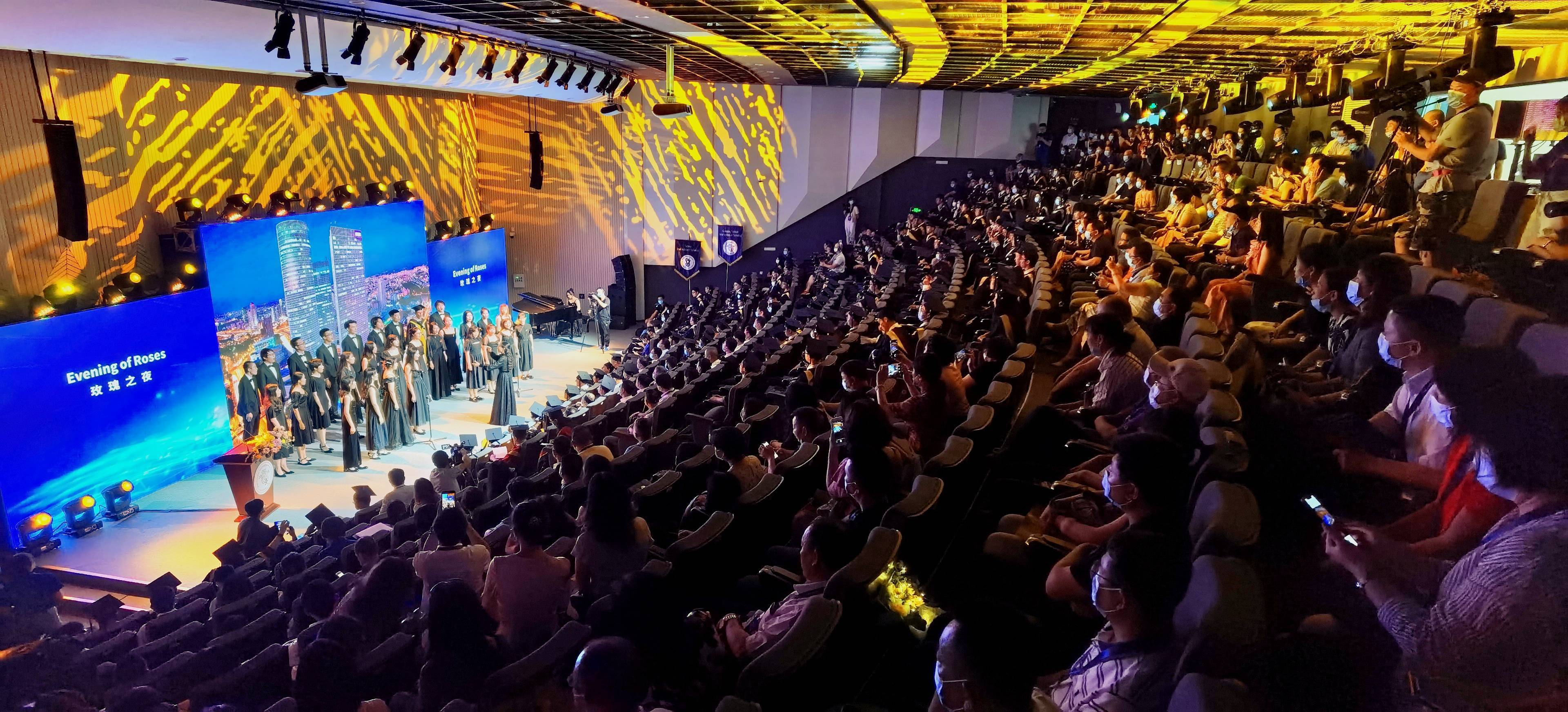 6378011073477273947343578