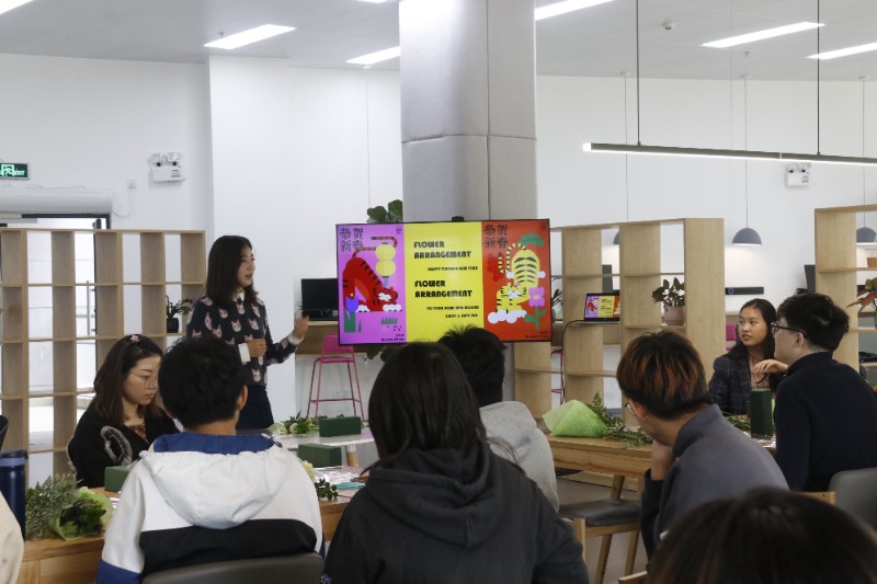 6378018496273392625324165 6378018496273392625324165