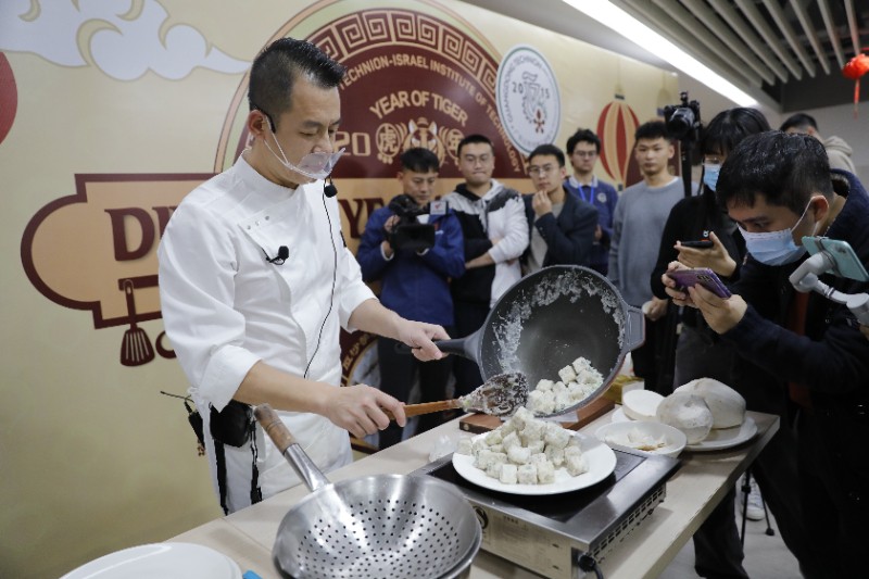 6378018750331993996190430