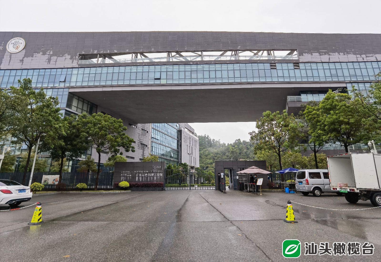 6378373120520429016434105