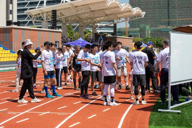 6378647766896813355783273