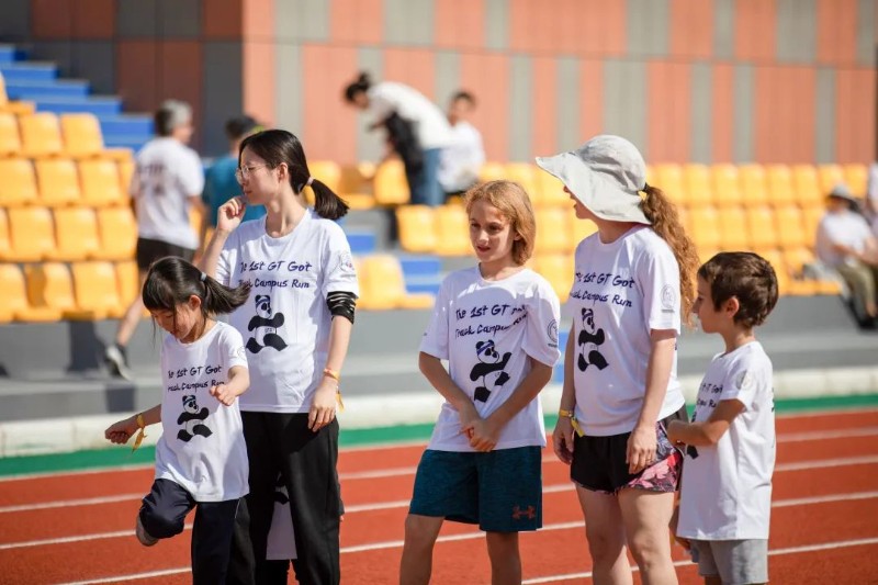 6378647766899940354026610