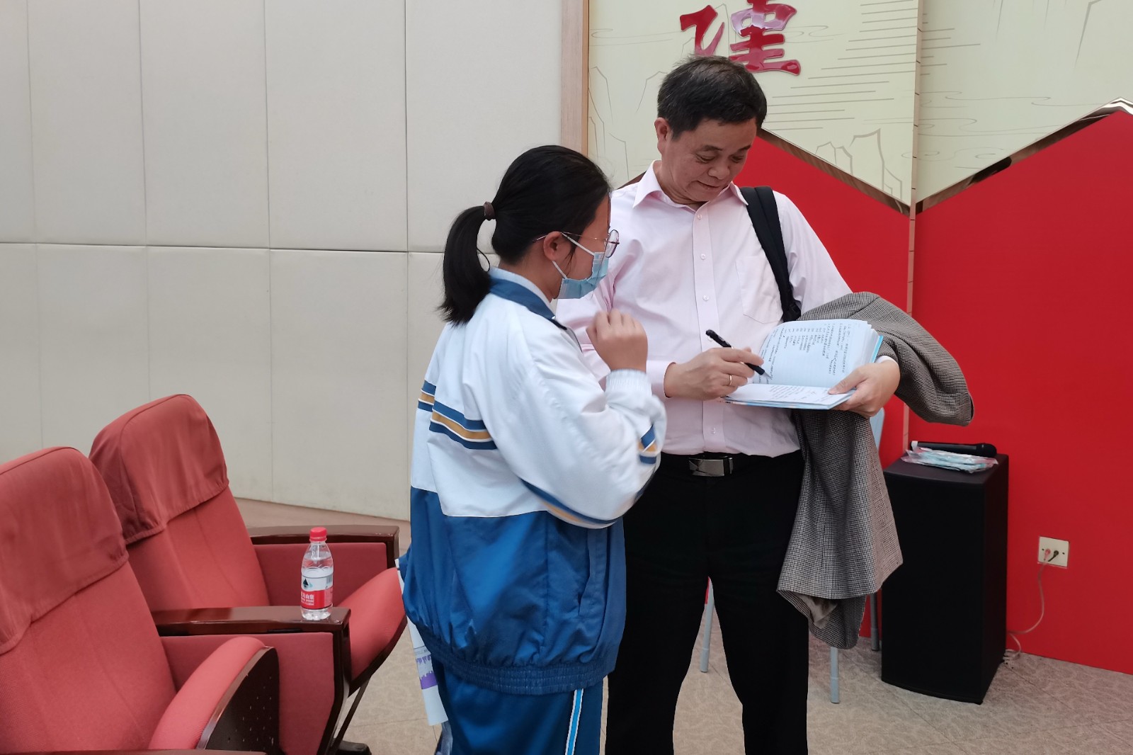 6378648395976905143619492