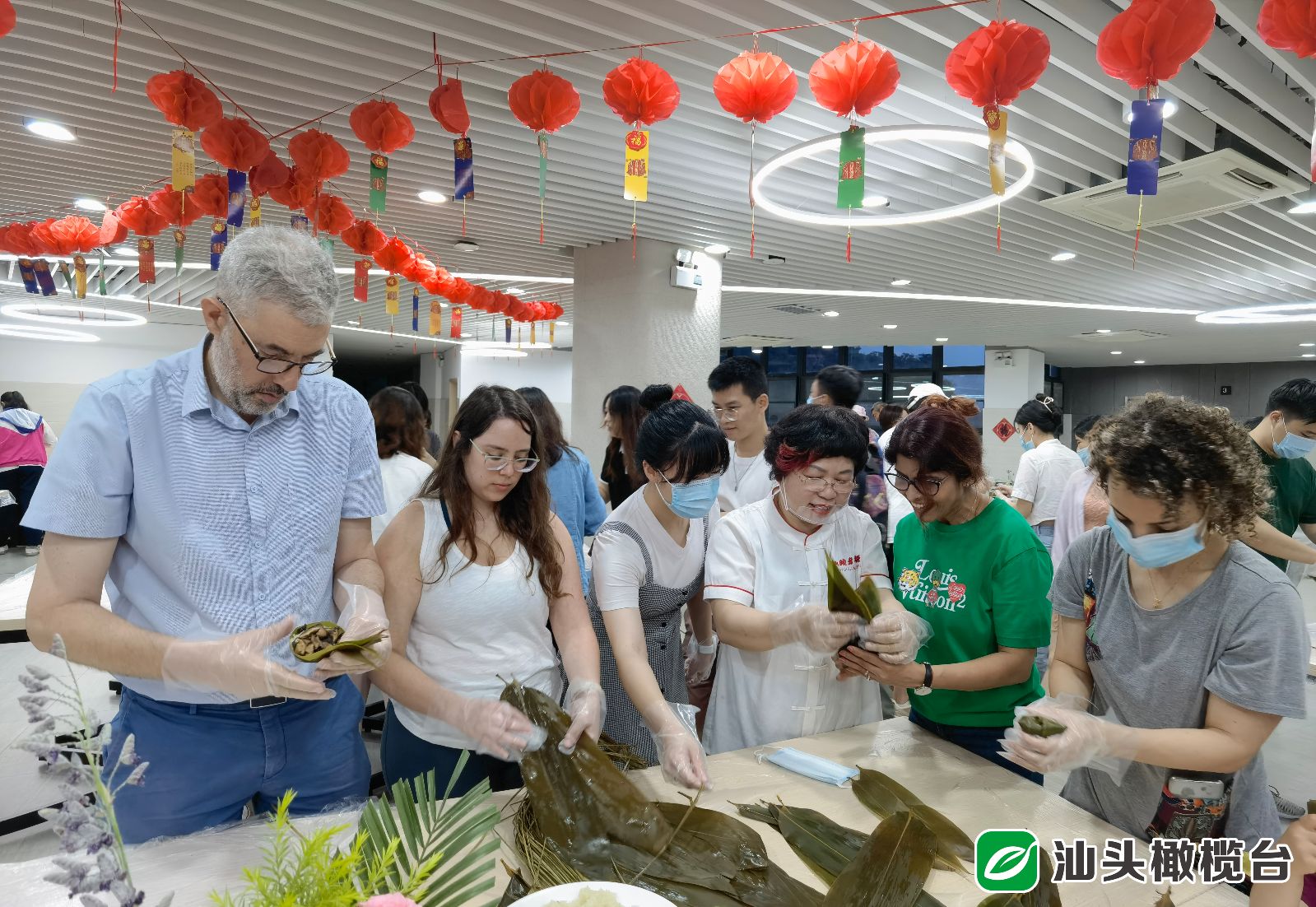 6379580764962711278594378