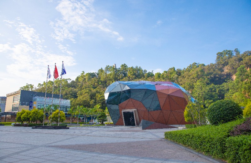 6379807079426011053614988