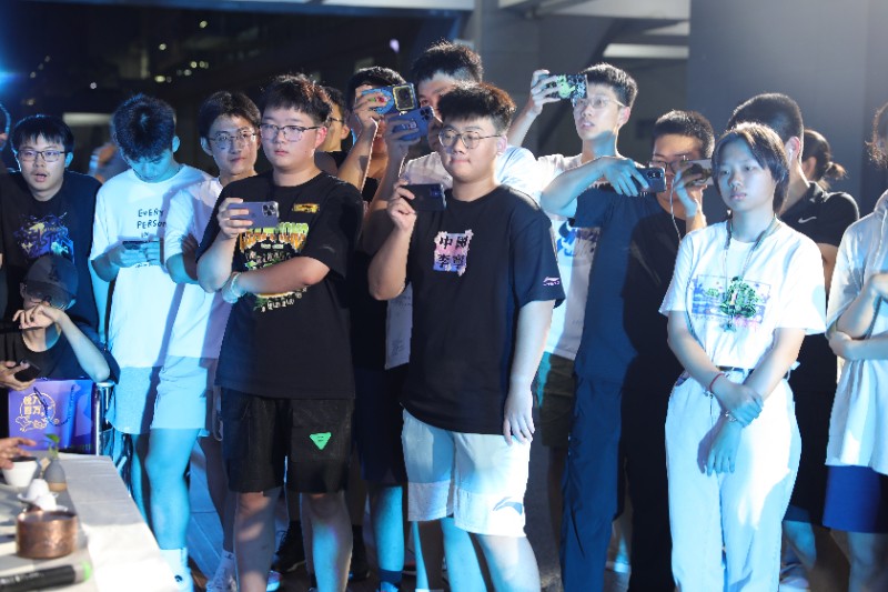 6379987338868320671544742