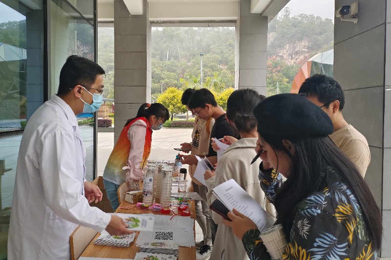 6381887983942108115264140