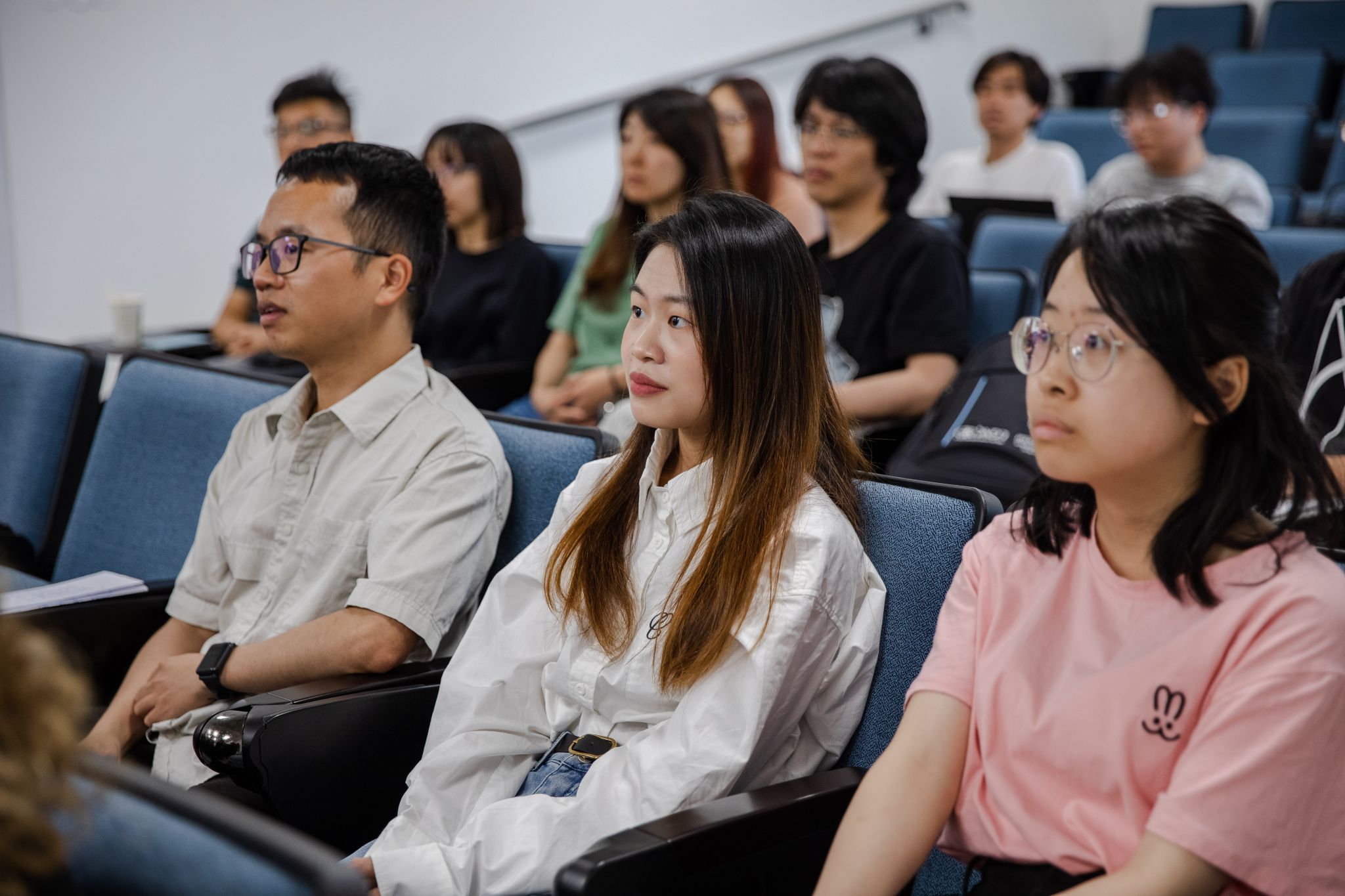 6382226555862159695963589