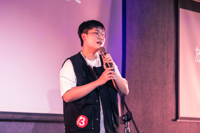 6382475278894325649432217