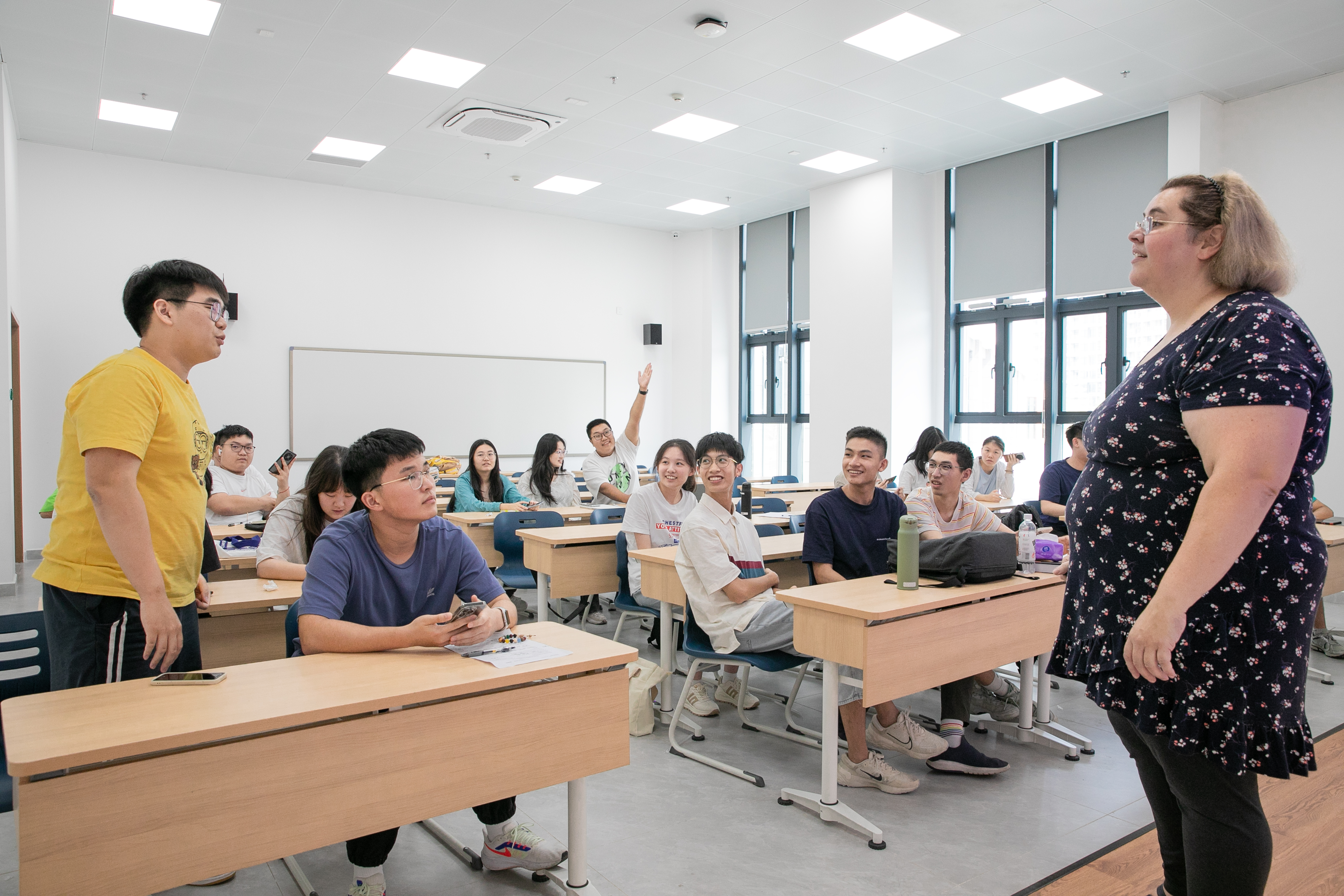 English9.jpg English9.jpg