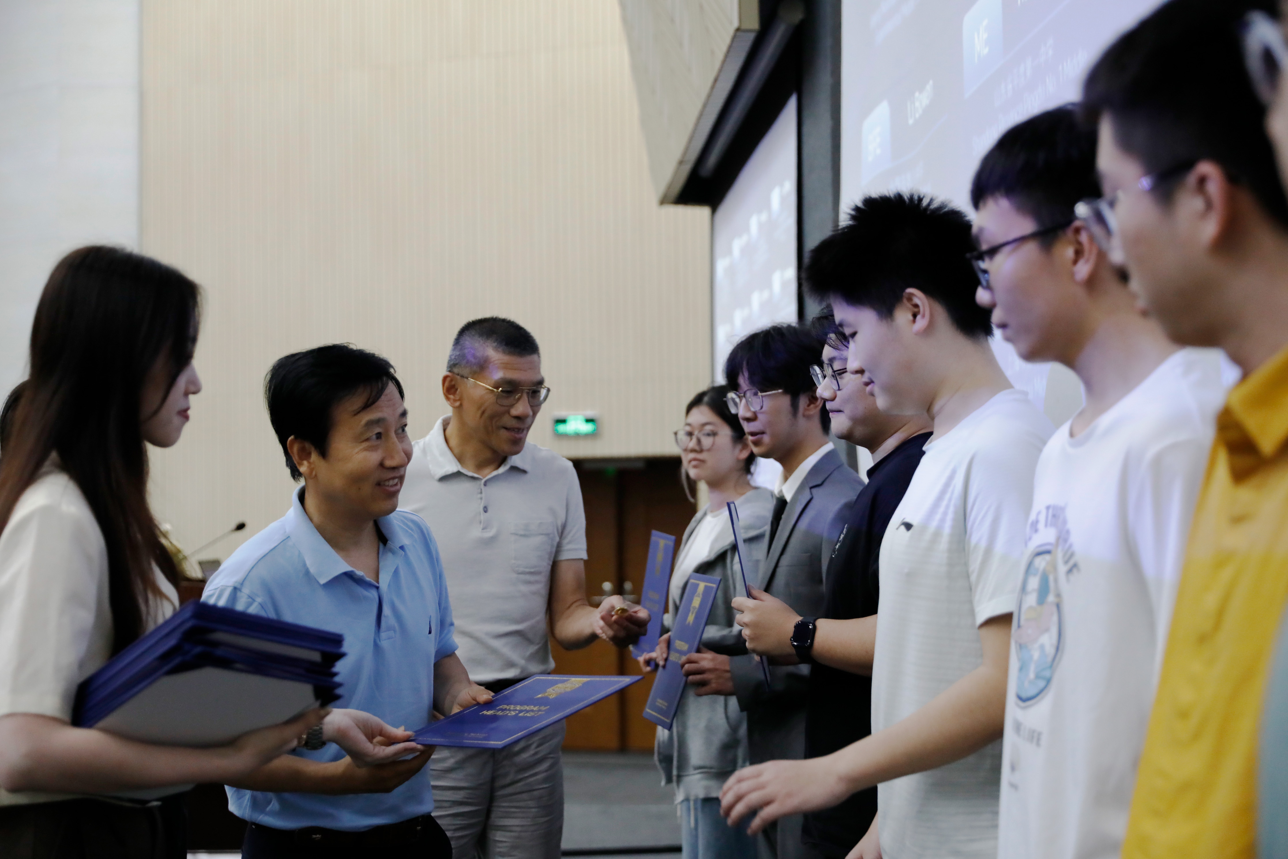 _16A9717.jpg _16A9717.jpg