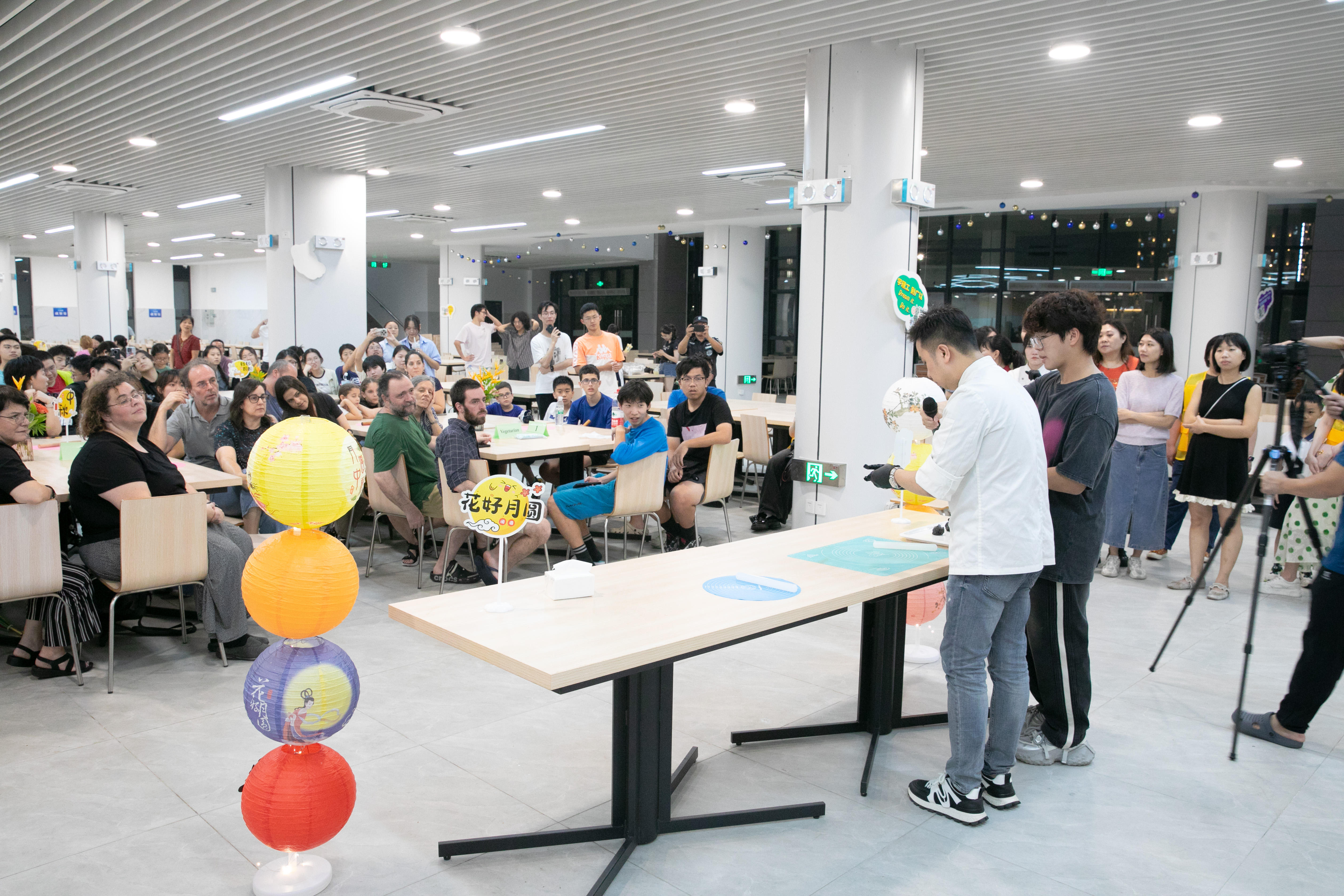 _16A1705.jpg _16A1705.jpg