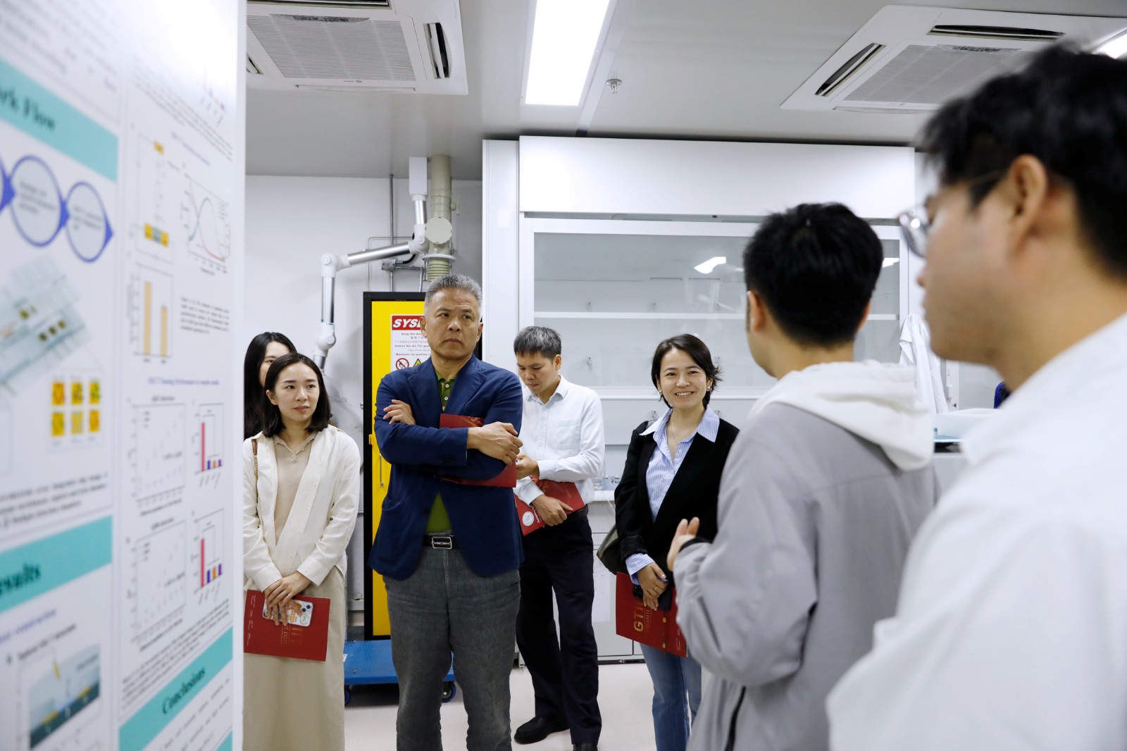 _16A6715.jpg _16A6715.jpg