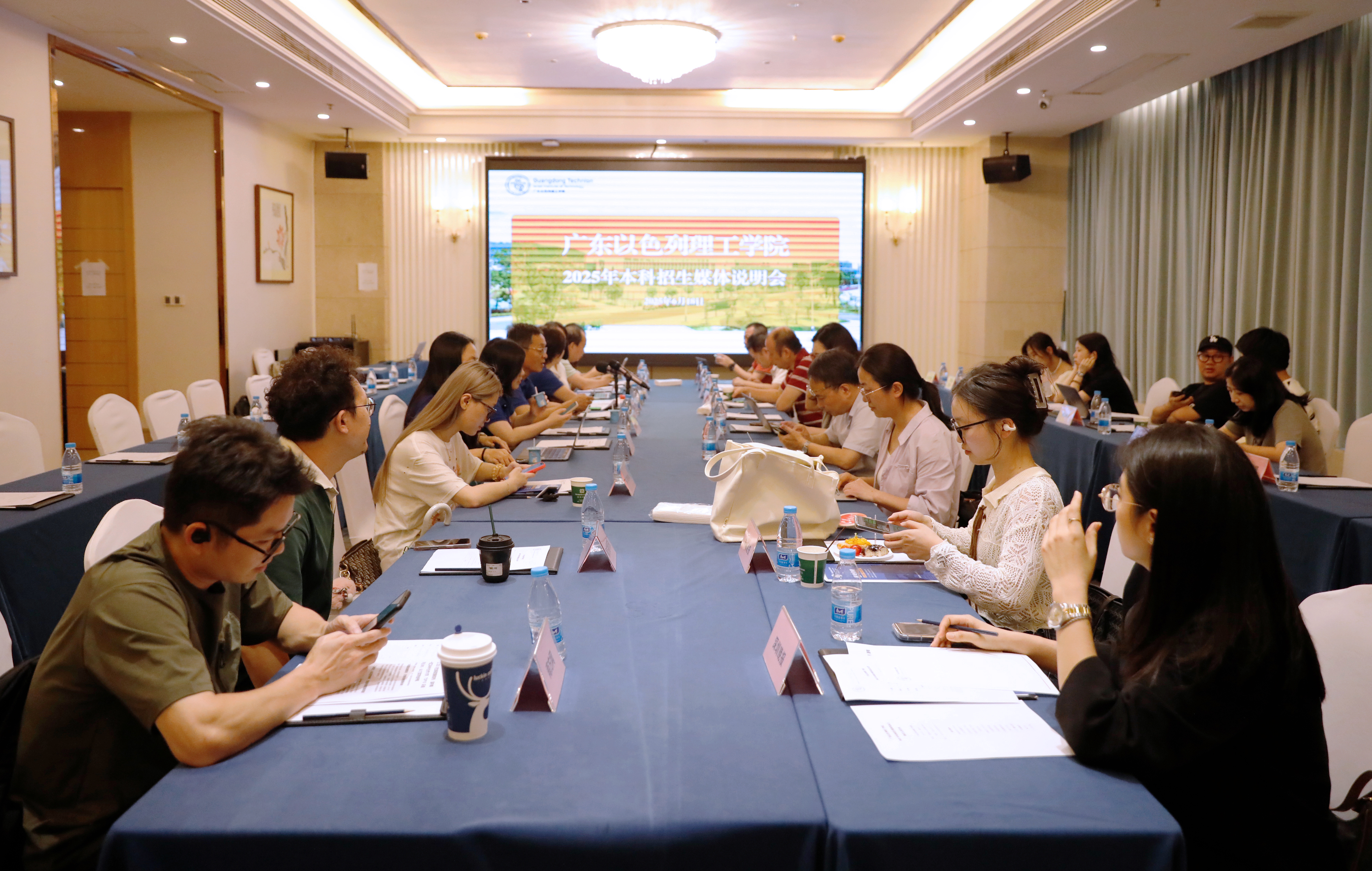 _16A4871.jpg _16A4871.jpg