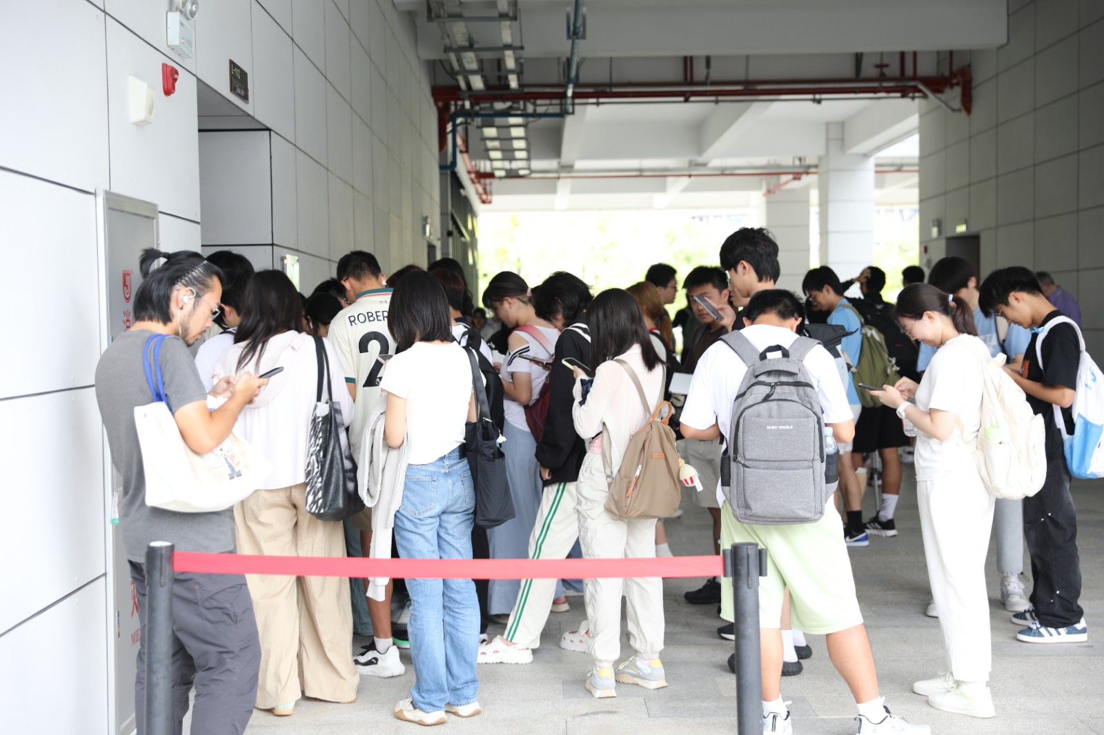 6389355109364043095920761