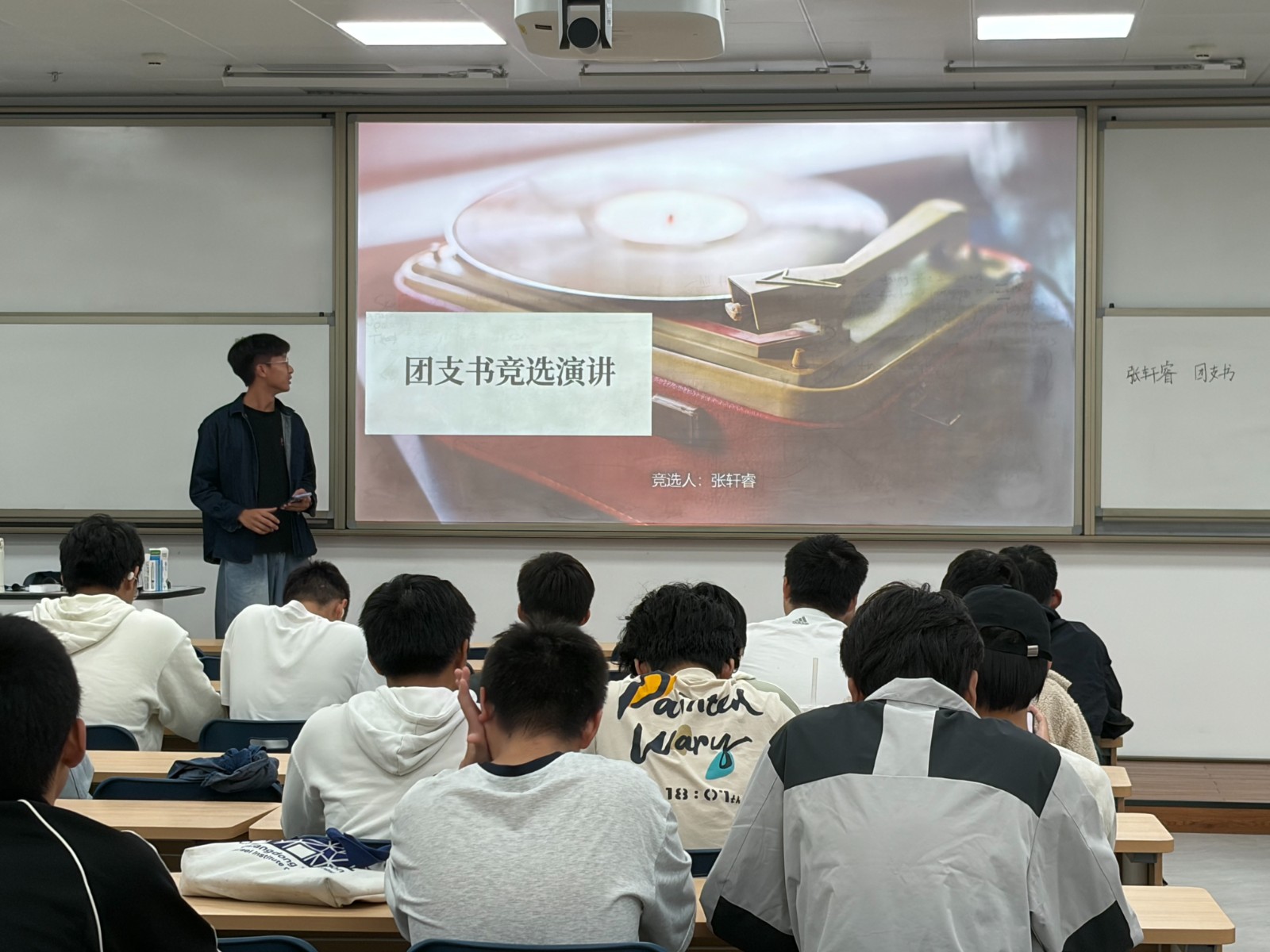 6389991804684936382158323