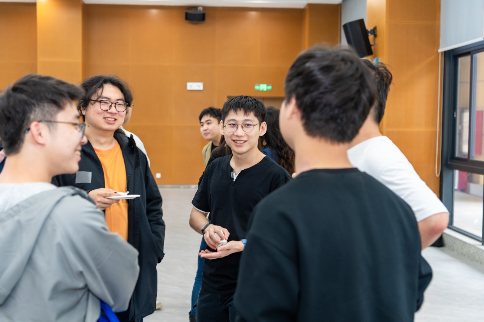 6390225044813016922337285